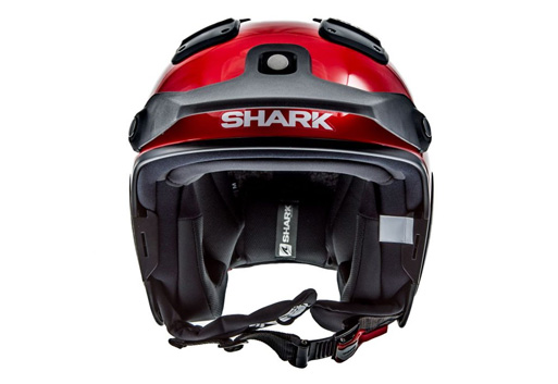 Robustní skořepina přilby Shark ATV DRAK zajišťuje bezpečnost v provozu